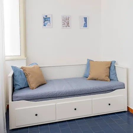Comfy Sea View With Covered Balcony And Parking Apartment